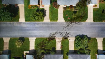 The End of Oak Street · — · 4